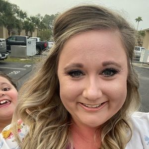 Meet your Posher, Gabrielle